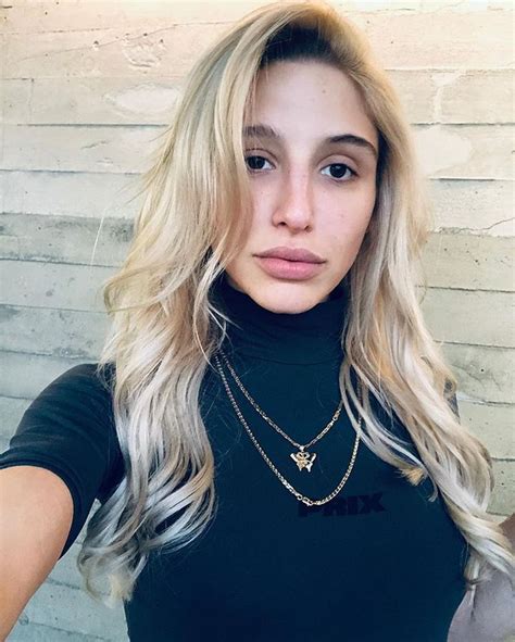 آبلا دنجر|Abella Danger (@dangershewrote) • Instagram photos and videos.